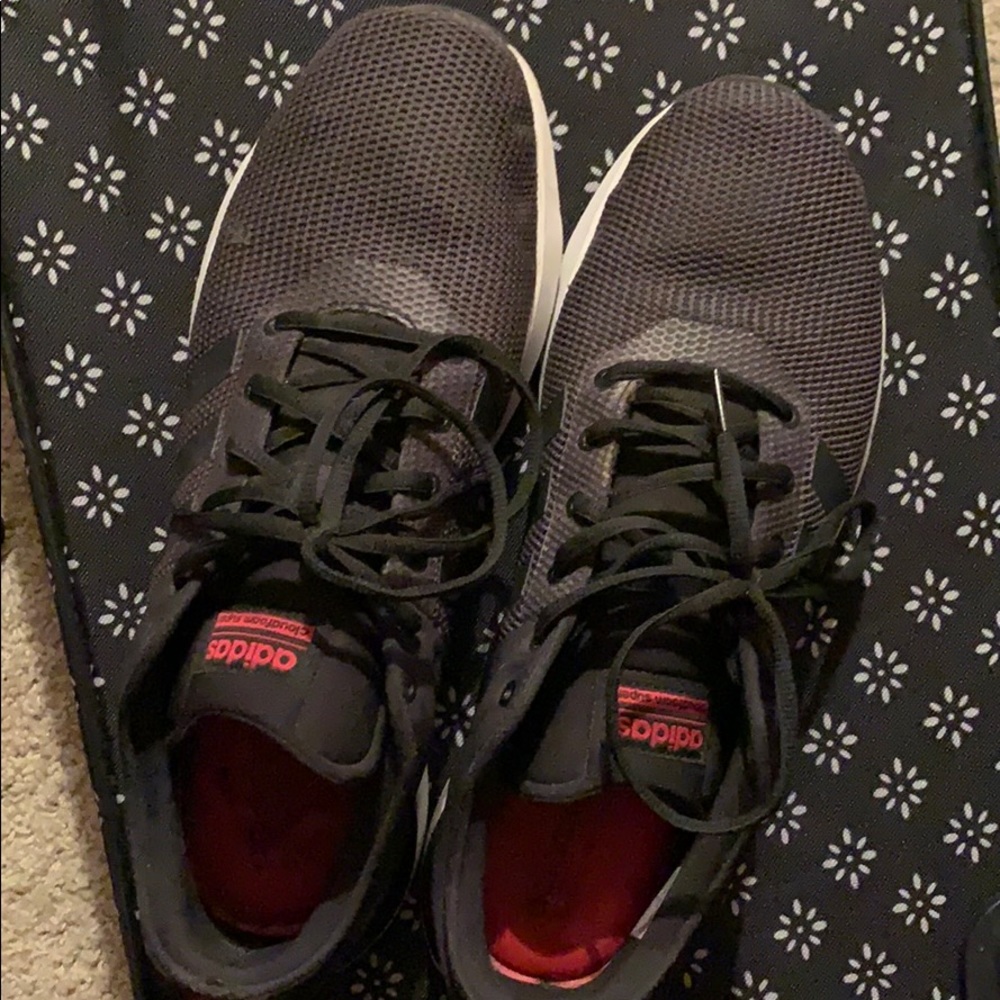 Adidas cloudfowm shoes